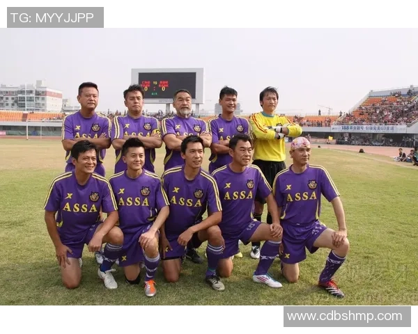 热血男生足球球星壁纸高清精选展现激情与实力的完美时刻